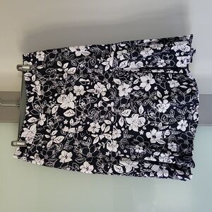 Reitmans size 7 lined cotton skirt